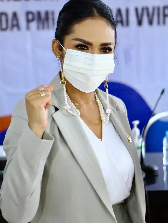 Krisdayanti (Instagram/krisdayantilemos)