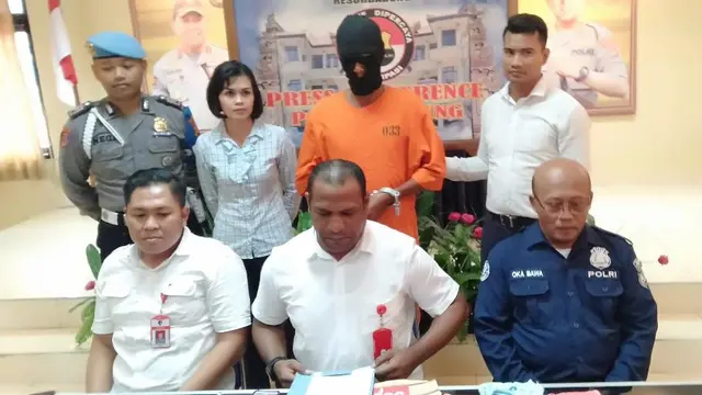 Guru bejat cabulin siswinya berkali-kali