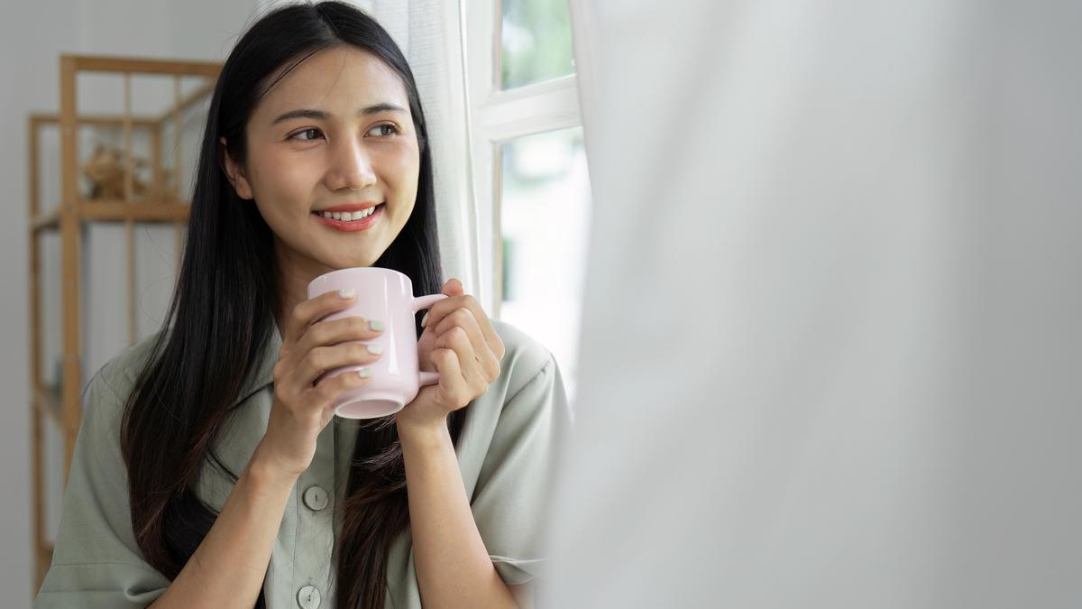 8 Ciri Orang yang Punya Hati Tenang dan Pikiran Jernih