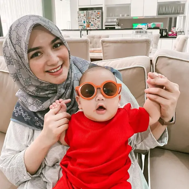 [Fimela] Citra Kirana dan Rezky Aditya