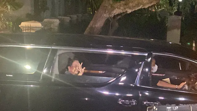 Ketua Umum PDI Perjuangan Megawati Soekarnoputri usai hadiri pertemuan antara Presiden Joko Widodo (Jokowi) dengan para ketua umum partai politik pro-pemerintah di Istana Negara Jakarta.