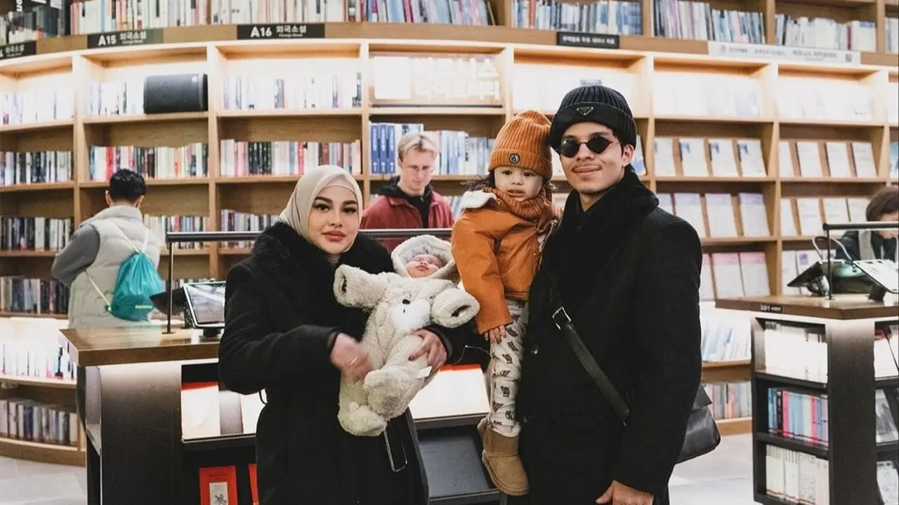 Outfit Aurel Hermansyah saat di Korea Selatan