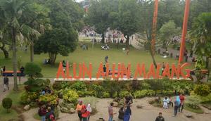 Alun - Alun Kota Malang (Liputan6.com/Zainul Arifin)
