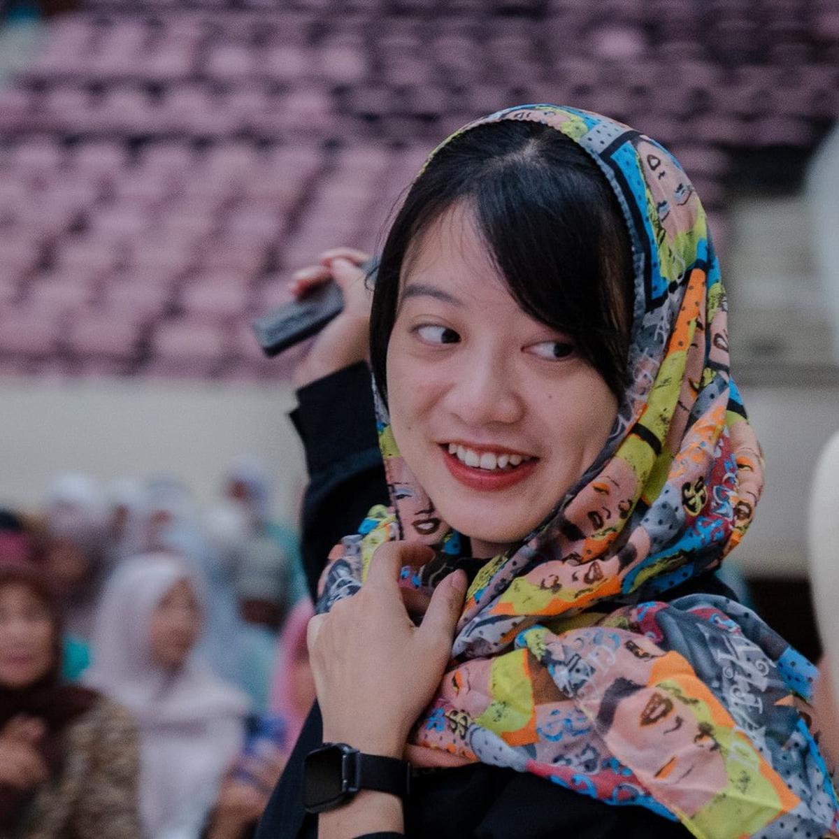 10 Potret Leony Berkunjung ke Aceh, Cantik Pakai Kerudung - Lantang Suarakan Anti Kekerasan Seksual pada Perempuan
