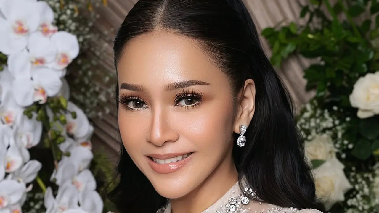 Dirias MUA Dean, Forever Young Makeup ala Maia Estianty yang Kembali Menarik Perhatian