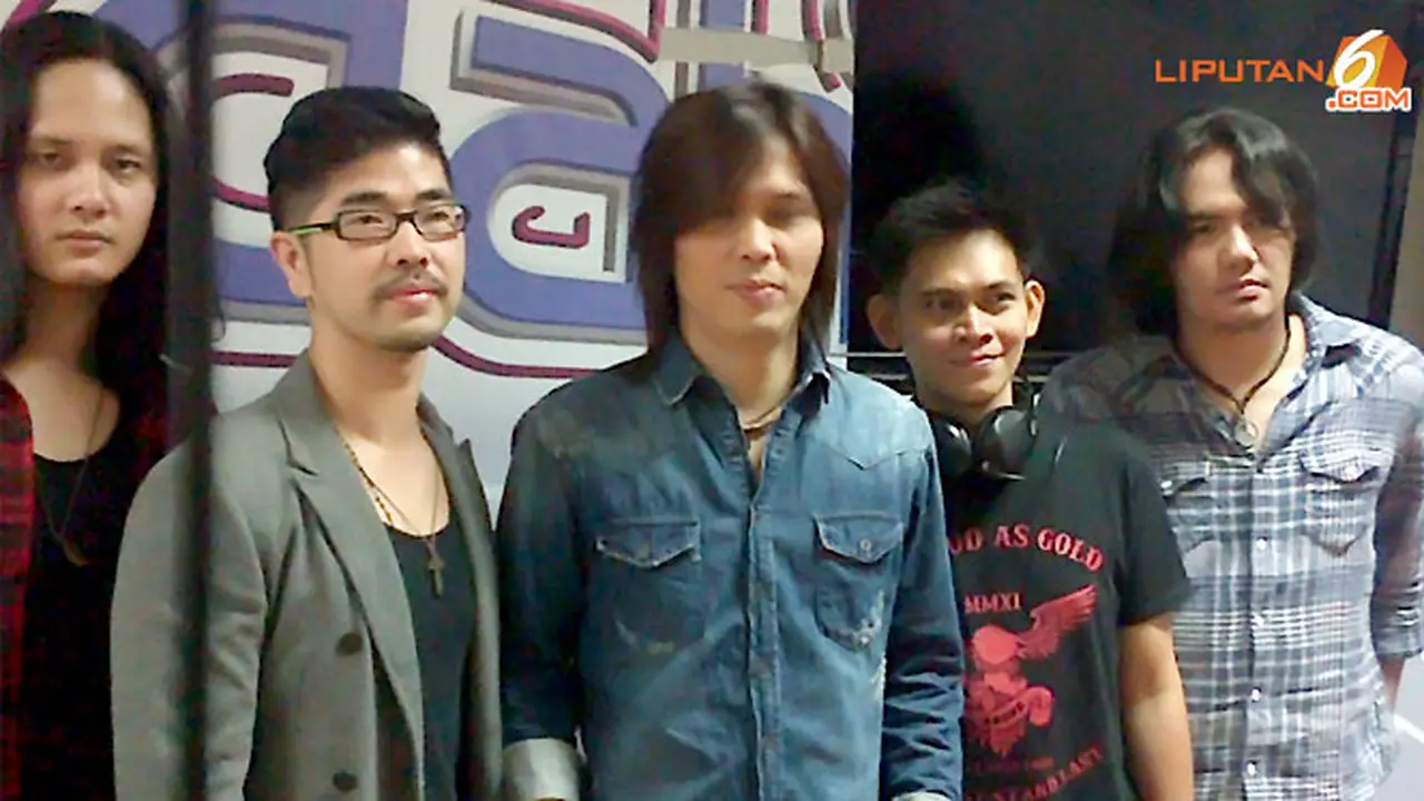 once-mekel-band-130625b.jpg