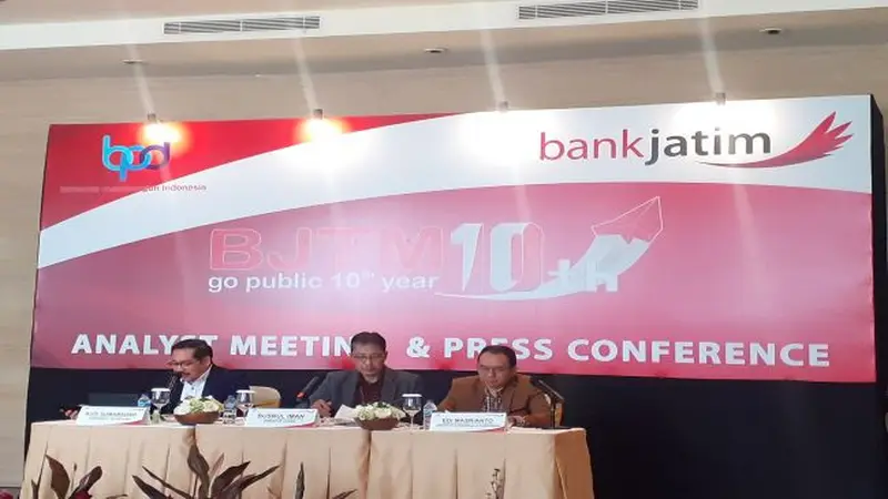 Konferensi pers Bank Jatim (BJTM) pada Senin, (25/7/2022) (Foto: Liputan6.com/Elga Nurmutia)