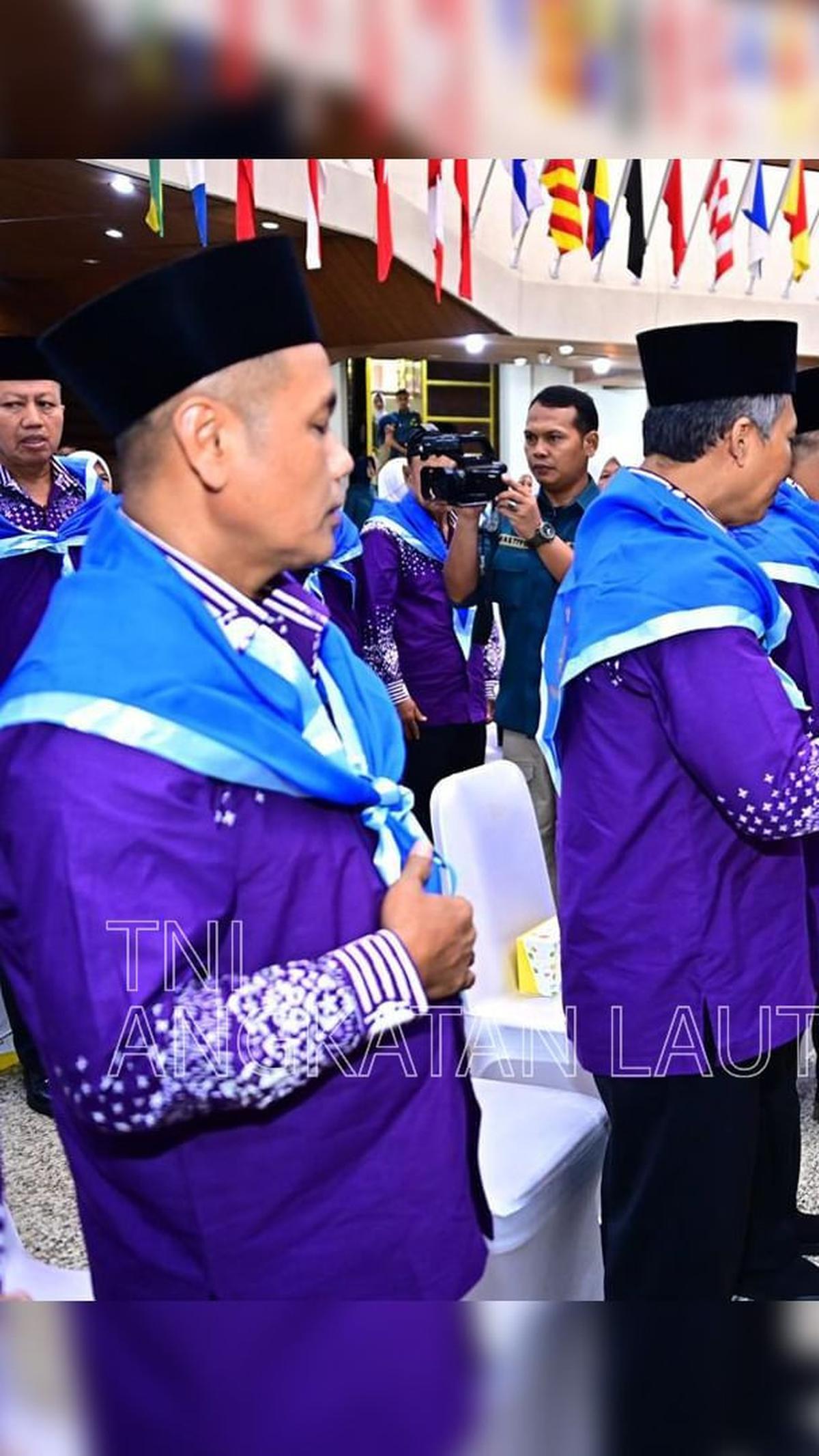 Kasal berharap para calon jemaah haji dapat menunaikan ibadah dengan aman dan lancar serta menjadi haji yang mabrur.