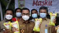 Operasi Pasar 4000 Pouch Minyak Goreng dari Pemkot Disambut Antusias Warga Tangsel