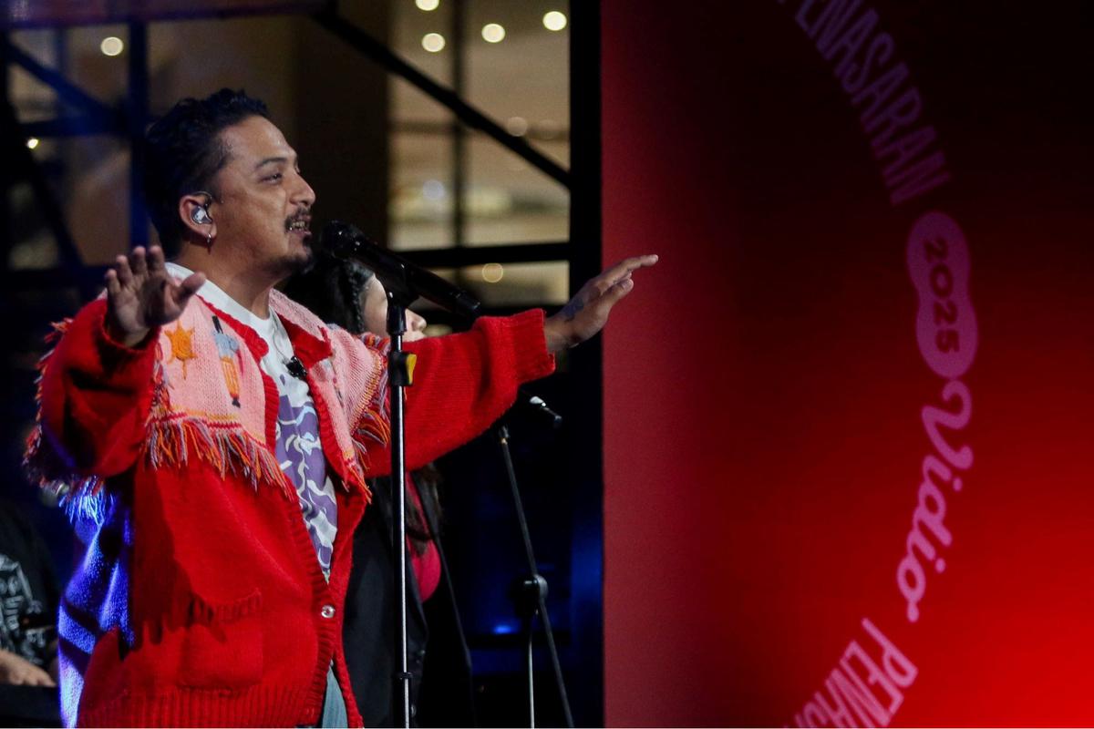 Penampilan Sal Priadi dan Bernadya di Video Penasaran 2025