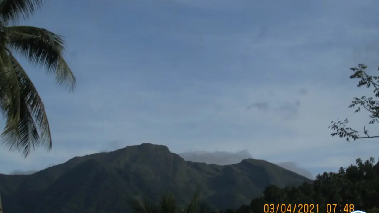 Gunung Awu di Sulawesi Utara