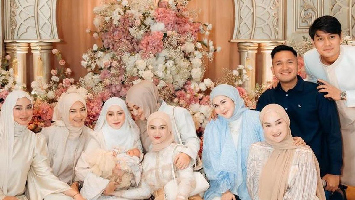 6 Gaya Selebriti di Acara Akikah Anak Kedua Lesti Kejora: Dari Geng Mamayu hingga Kris Dayanti