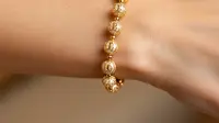 10 Model Gelang Emas Manik 5 Gram 14K untuk Muslimah Gen-Z, Harga Ratusan Ribu hingga Jutaan