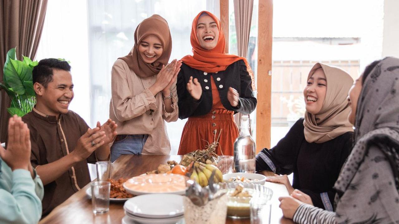 80 Kata Kata Kumpul Keluarga yang Menyentuh Hati