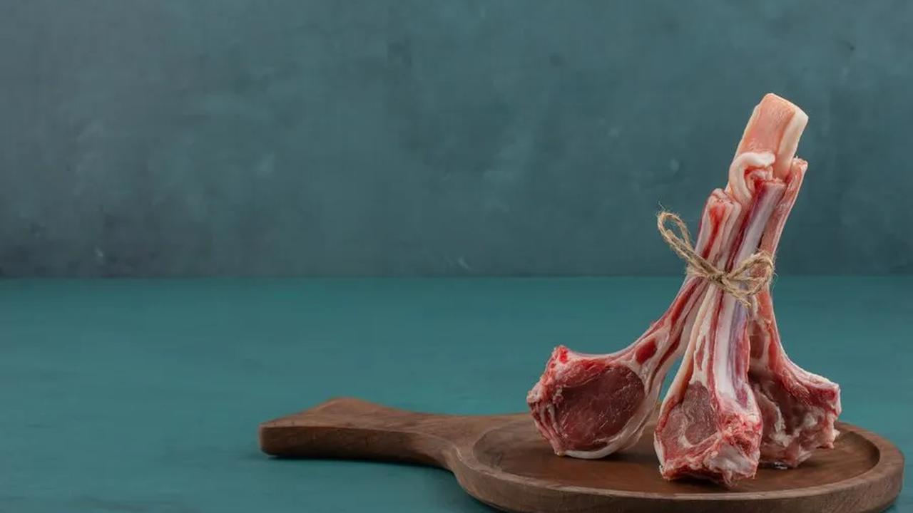 6.&nbsp;Mencuci dan Marinasi Daging dengan Bijak