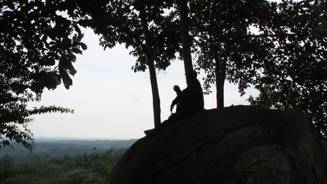 Gunung Batu Lampung. Foto: Kiki Novilia