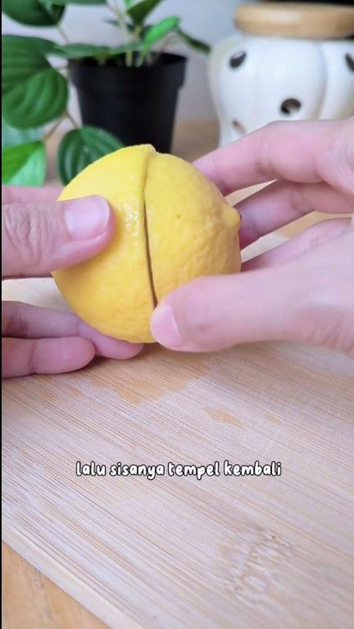 Tempel 2 Sisa Bagian Lemon
