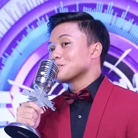 Rizky Febian SCTV Music Awards 2016 (Nurwahyunan/Bintang.com)