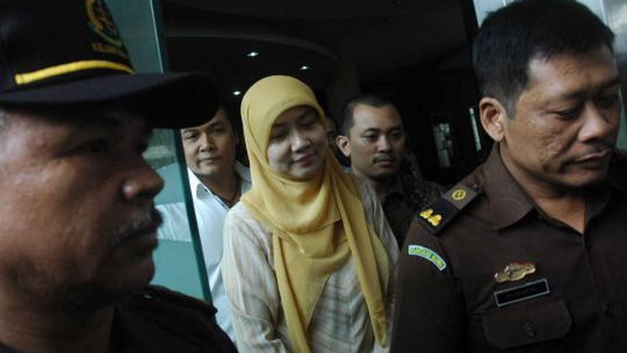 Dian Anggraeni usai diperiksa di Kejagung
