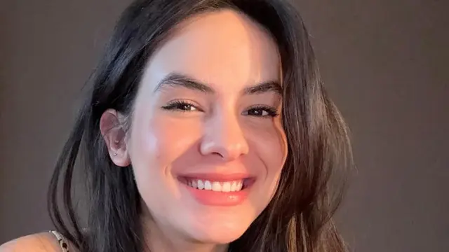 Steffi Zamora Tampil Menawan dengan Makeup Natural, Bangkit dari “Flamingo Era” Usai Melahirkan