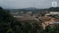 Suasana proyek pembangunan Bendungan Ciawi dan Sukamahi di Ciawi, Kabupaten Bogor, Jawa Barat, Jumat (3/9/2021). Menteri Pekerjaan Umum dan Perumahan Rakyat Basuki Hadimuljono mengatakan pada 2021 akan diselesaikan proyek 13 bendungan di Indonesia. (Liputan6.com/Herman Zakharia)