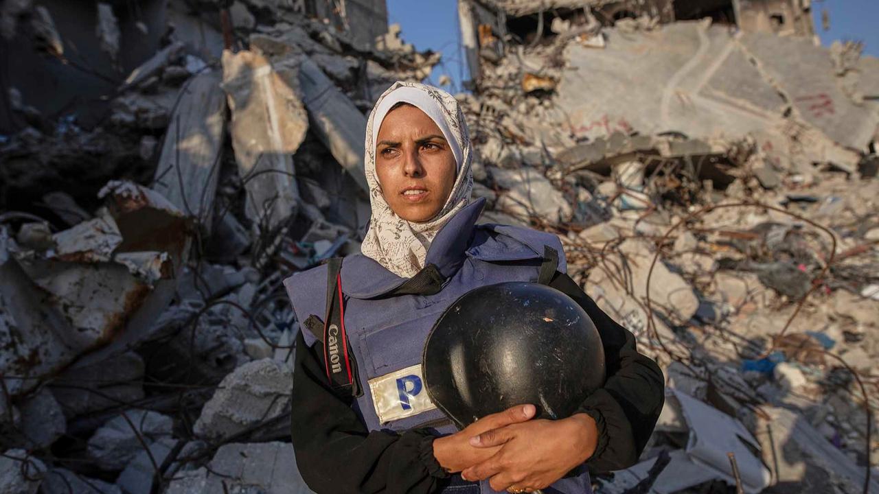 FOTO: Serangan Israel ke RS Nasser Tewaskan 5 Jurnalis, Total 245 Wartawan Gugur di Gaza