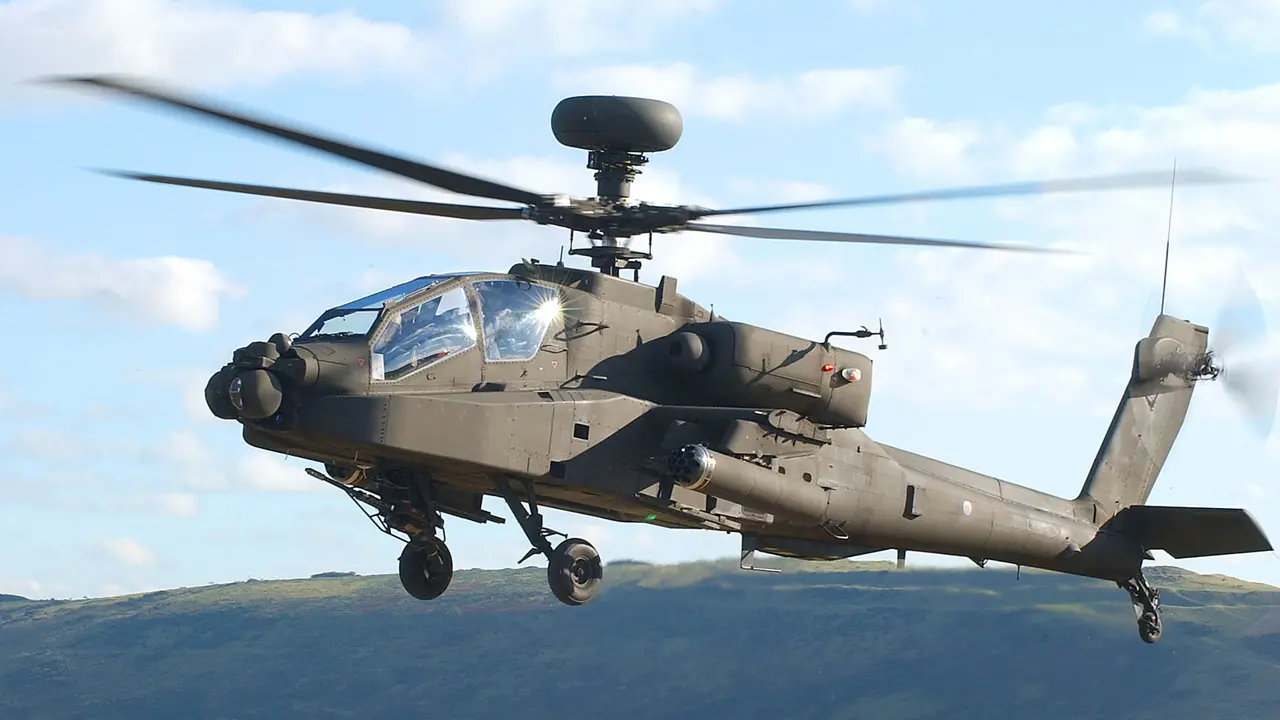 Helikopter Apache yang digunakan oleh Angkatan Darat AS