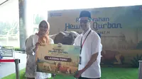 Wujudkan Semangat Berbagi di Hari Raya Iduladha, TelkomGroup Salurkan 910 Hewan Kurban untuk Warga di Berbagai Daerah