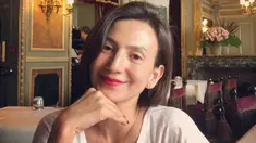 Penampilan Wanda Hamidah saat mengenakan makeup yang sederhana namun tetap terlihat memesona. (Liputan6.com/IG/@wanda_hamidah)