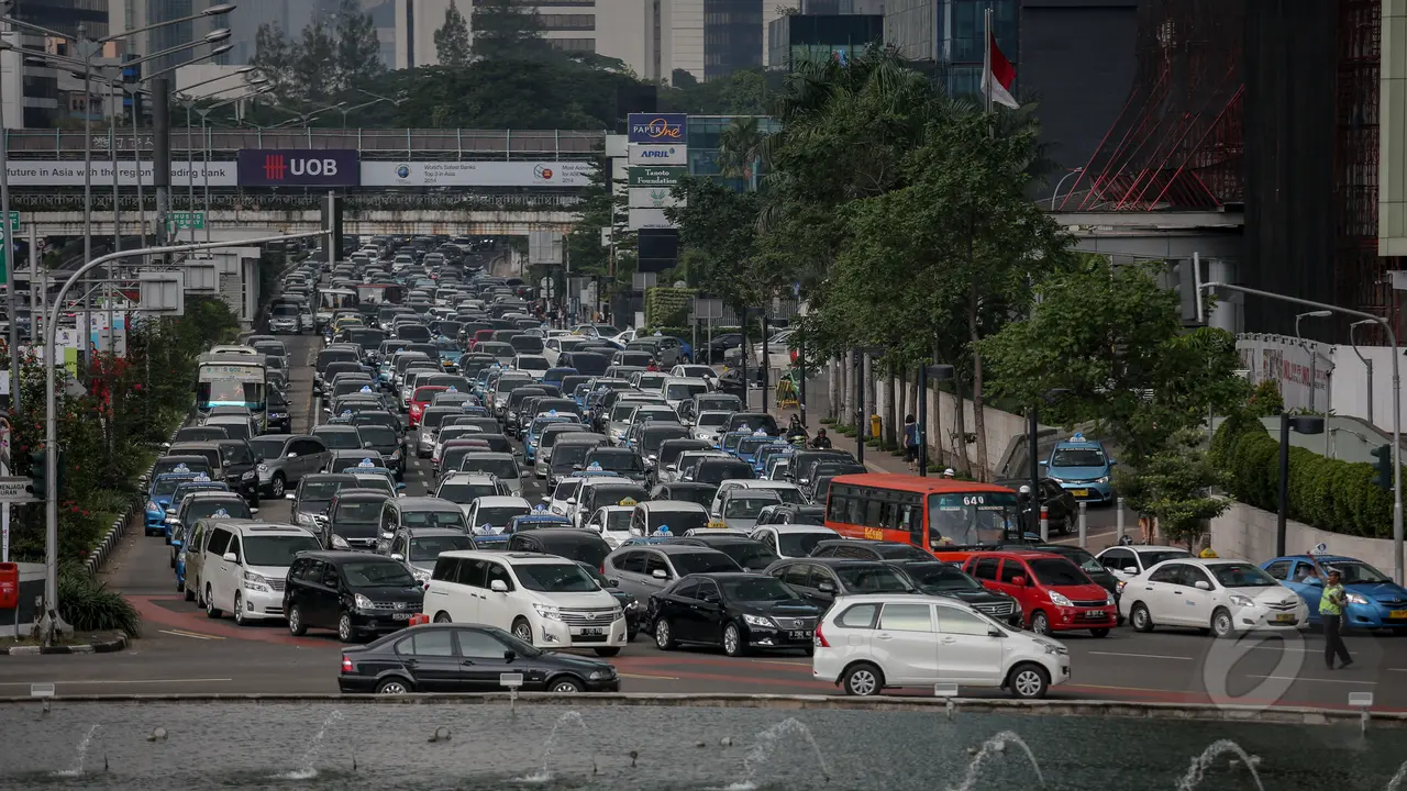 Hari Libur, Jalan Jakarta Tetap Macet