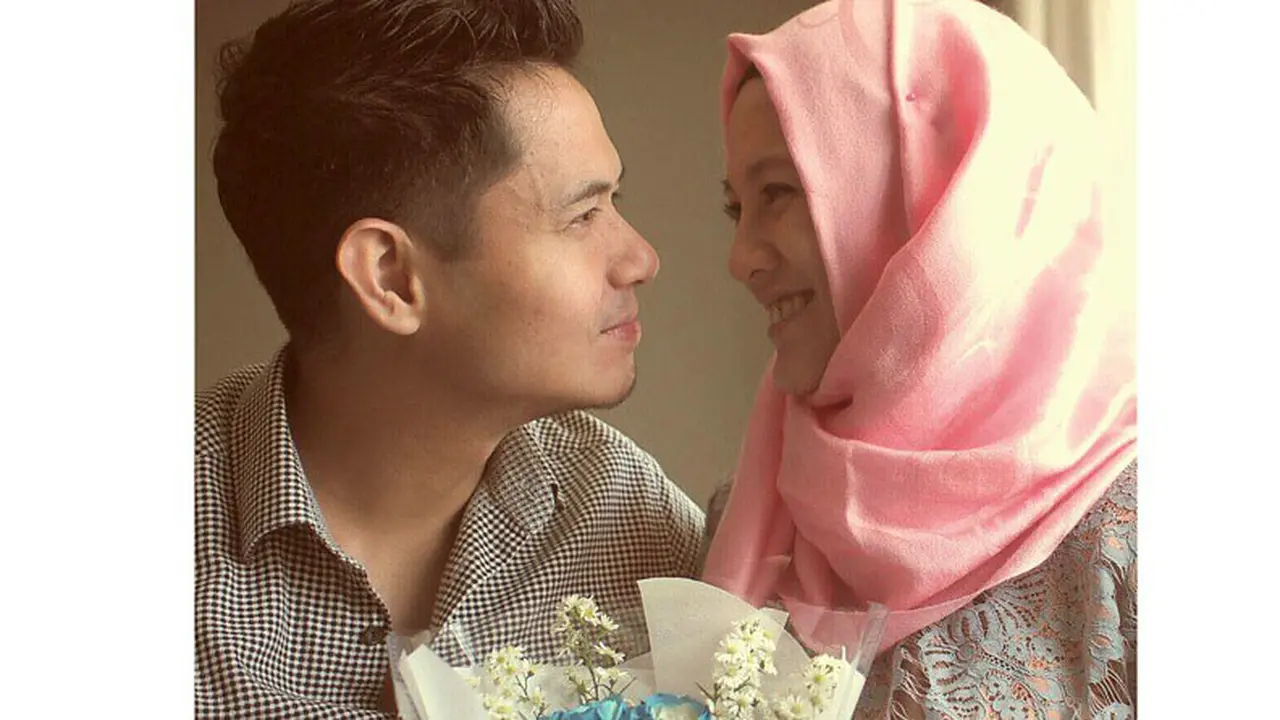 Dude Harlino Kuatkan Mental Alyssa Melahirkan Normal atau Caesar