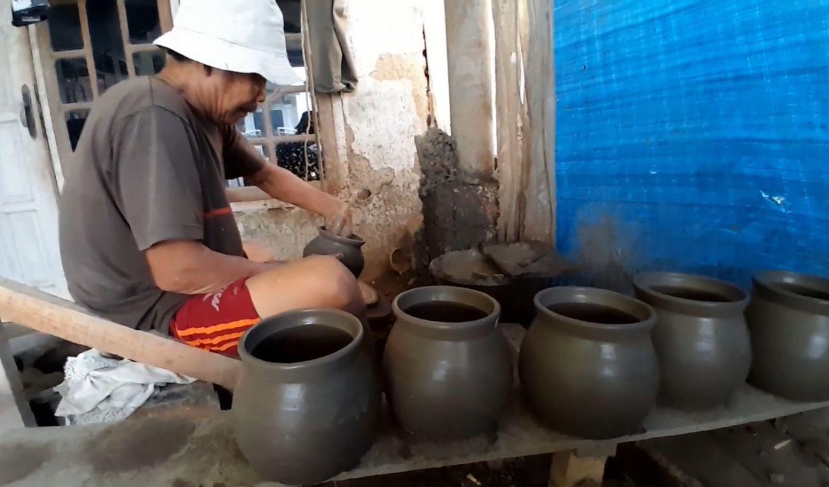 Proses Pembuatannya Masih Tradisional