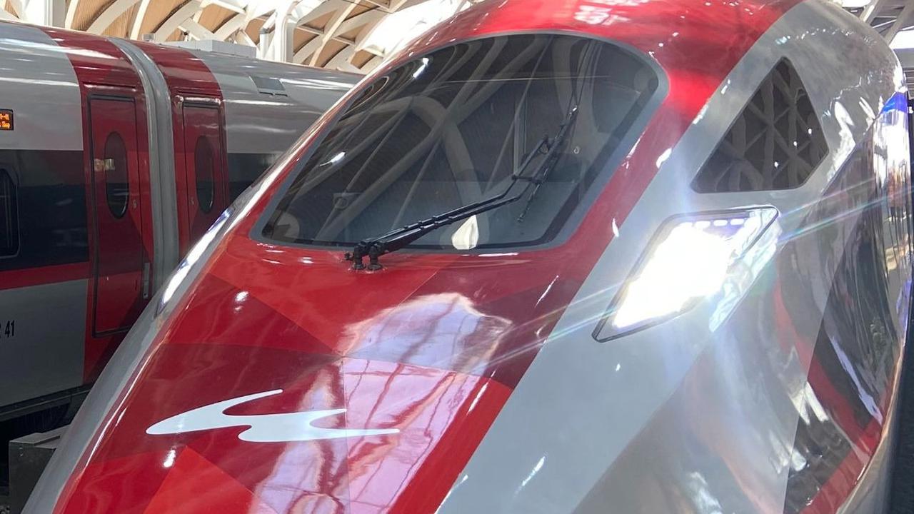 Mengenal Whoosh, Kereta Cepat Pertama di Asia Tenggara yang Diresmikan Jokowi