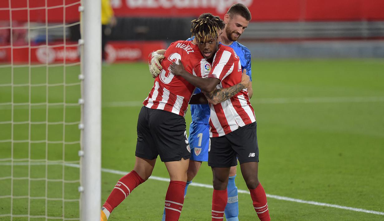 Nico Williams. Sayap kanan Spanyol berusia 19 tahun yang kini menjalani musim keduanya bersama Athletic Bilbao usai dipromosikan dari tim yunior pada akhir 2020/2021 selalu tampil dalam 19 laga di Liga Spanyol musim ini meski belum satu gol maupun assist dibuatnya. (AFP/Cristina Quicler)