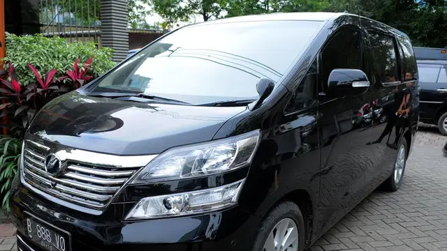 Mobil Mewah Wawan yang Disita KPK	