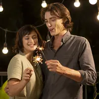 ilustrasi pasangan kekasih yang bahagia/copyright freepik.com/freepik