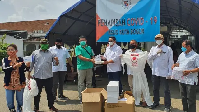 Satgas Lawan Covid-19 DPR RI Serahkan Bantuan APD ke RSUD Kota Bogor