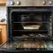 Cara Menghilangkan Lemak yang Menempel pada Oven, Jangan Langsung Menggosoknya