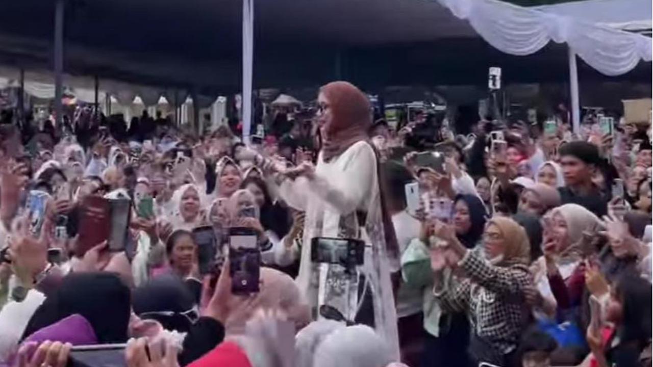 Nissa Sabyan Dikabarkan Hamil Usai Ketahuan Nikah Diam-Diam