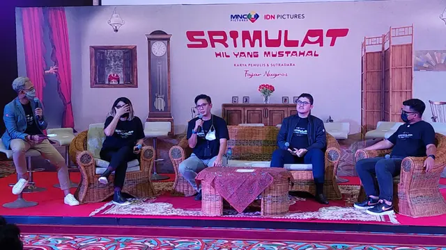 Para pemain film Srimulat: Hil yang Mustahal