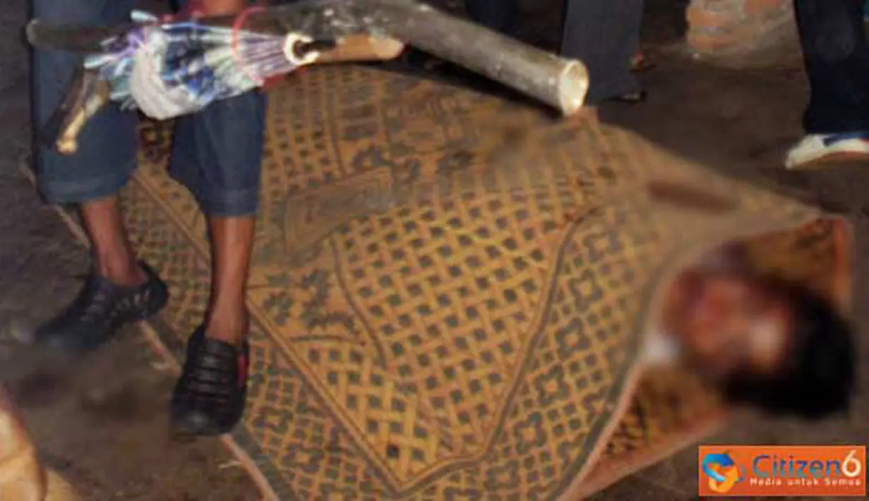 Citizen6, Matarambaru: Setelah membunuh istrinya (Tionada), Marda Pardede (27) akhirnya juga bunuh diri dengan cara gantung diri di dalam kamarnya. (Pengirim: Dika)