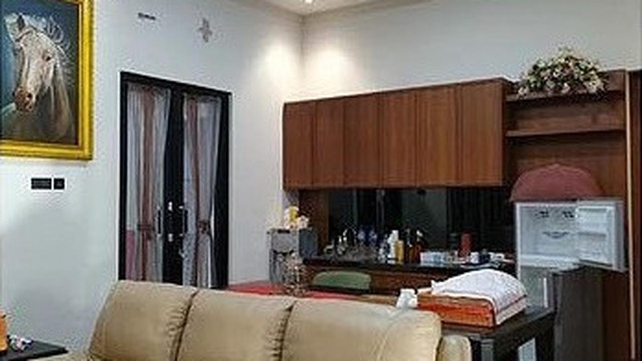Jual Rumah Beserta Isinya