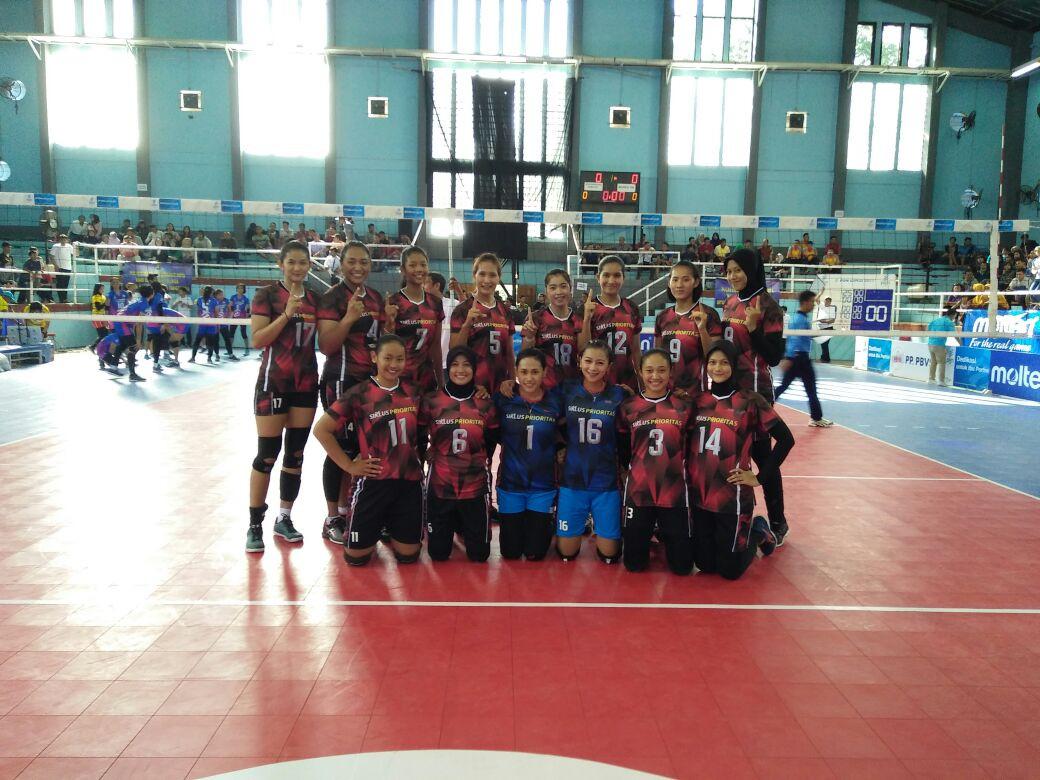 	Putri Bank Jatim lolos ke final PGN Livoli 2017 Divisi Utama. Bank Jatim mengalahkan juara bertahan TNI AU 3-0 pada laga semifinal di GOR Dimyati, Tangerang, Banten, Kamis (7/12/2017) siang WIB. (Humas PBVSI)