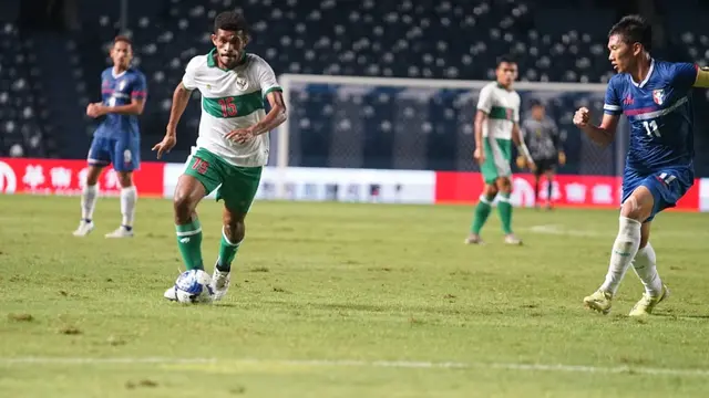 Pencetak gol kedua Timnas Indonesia ke gawang Chinese Taipei, Ricky Kambuaya.