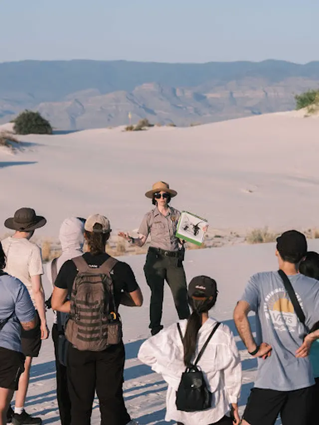 Tour Guide