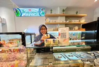 Hikma Nurul Audhliya (38) pemilik Salad Umma