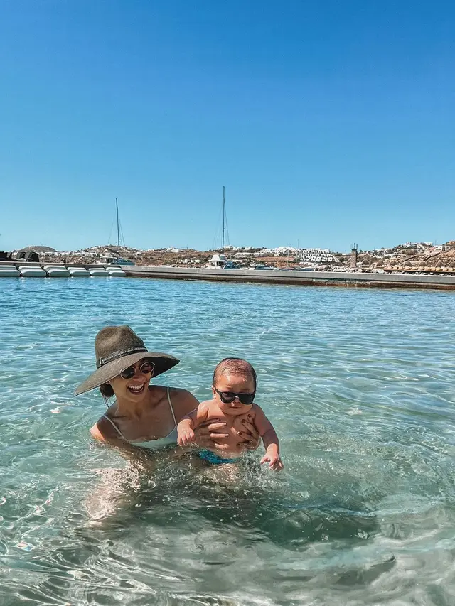 Momen liburan Nikita Willy