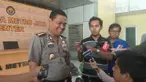 Penyidik Polda Metro Jaya resmi menahan Sekjen Forum Umat Islam (FUI) Muhammad Al Khaththath atas kasus dugaan pemufakatan makar