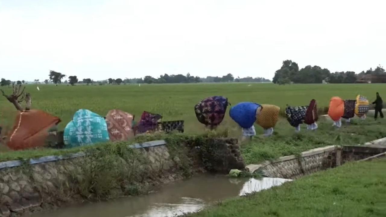 Mengenalkan Anak dengan Ibadah