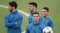 Penyerang Real Madrid, Cristiano Ronaldo, punya catatan apik ketika berjumpa Juventus karena sudah mencetak tujuh gol dalam lima pertemuan terakhir. (AFP/Marco Bertorello)
